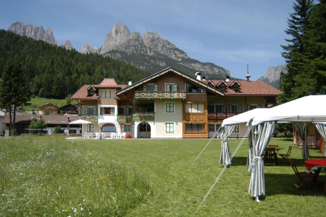 Residence Holiday Pozza di Fassa Exterior foto
